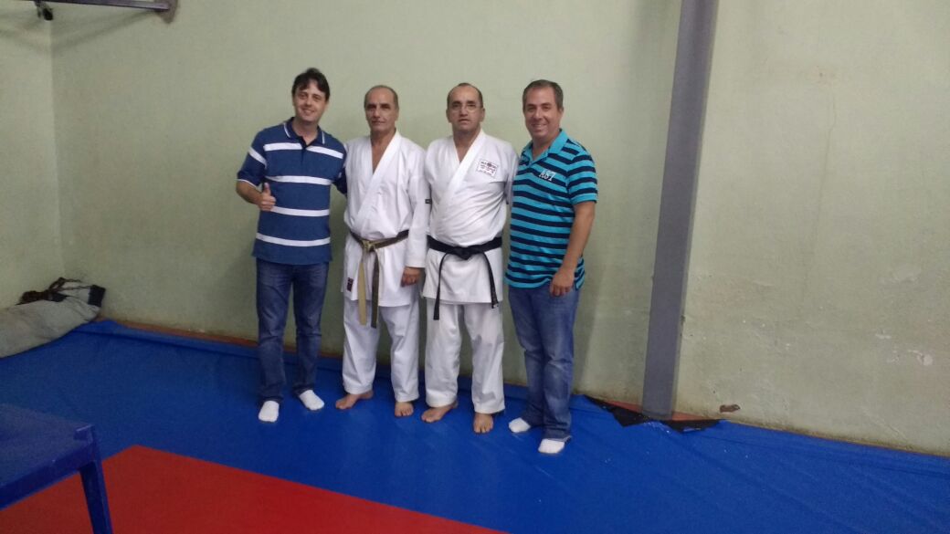 Matsumi recebe visita do vereador Junior Fran